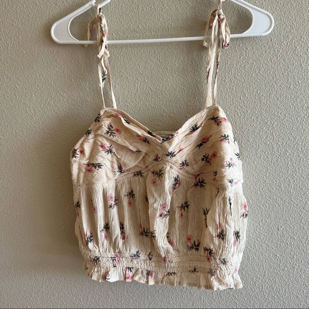 American Eagle top